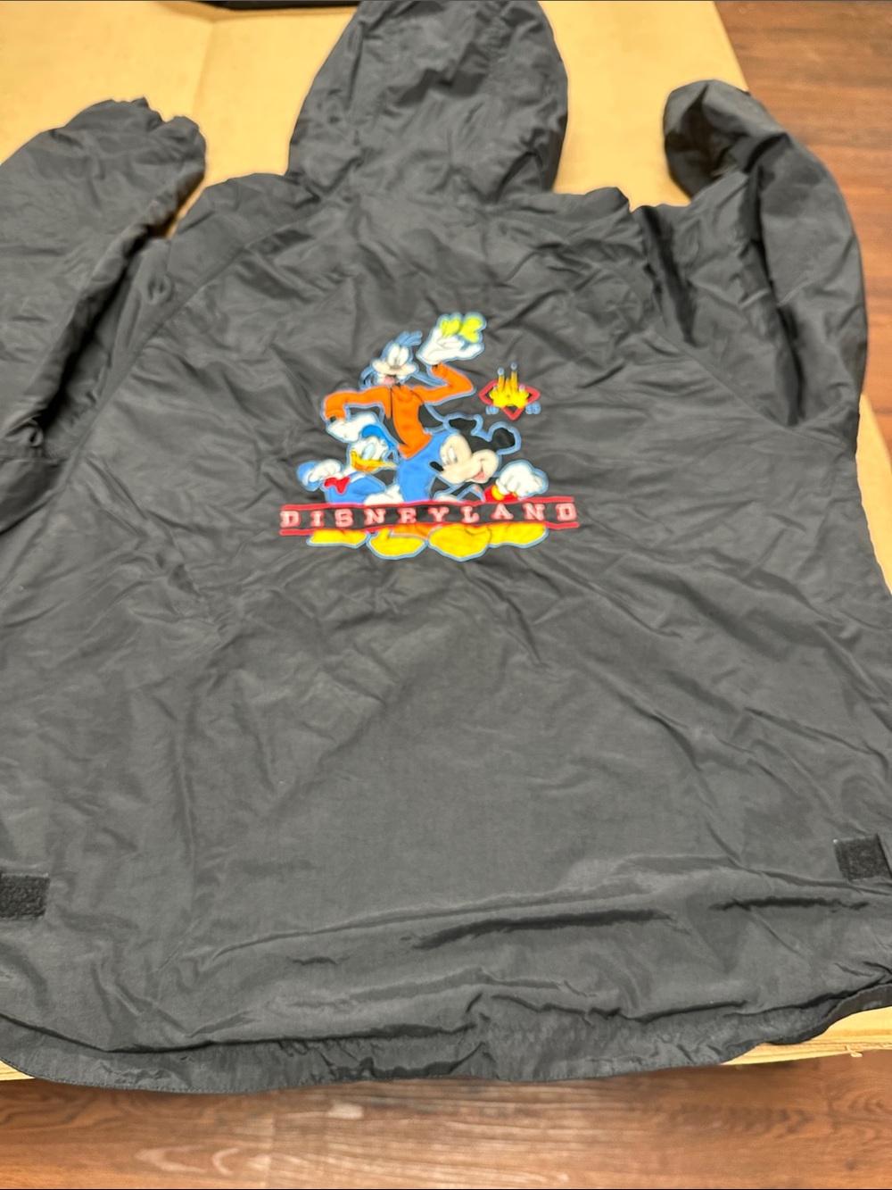 ##890, Size L, Disney Black Hooded Zip-Up Puffer Jacket/Colorful Chest Patch